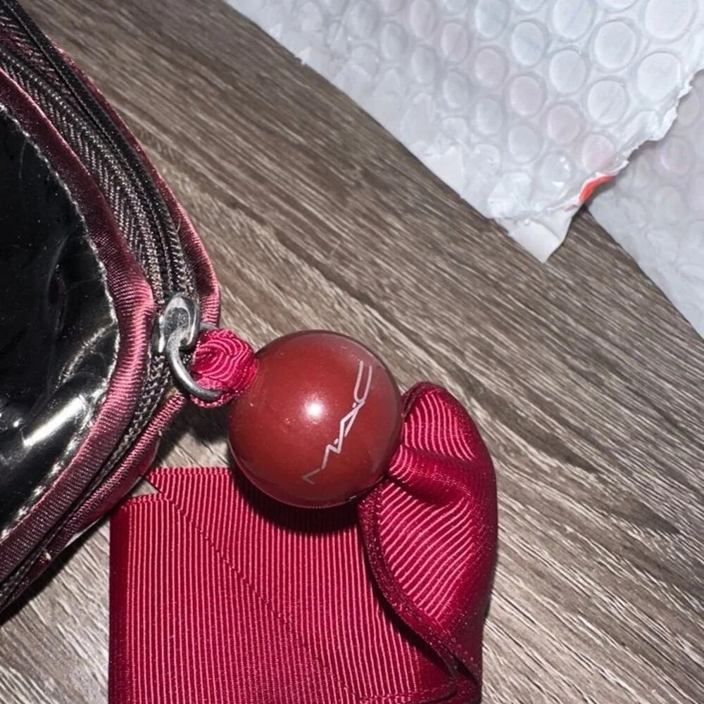 MAC cosmetics‎ Makeup Bag red Black